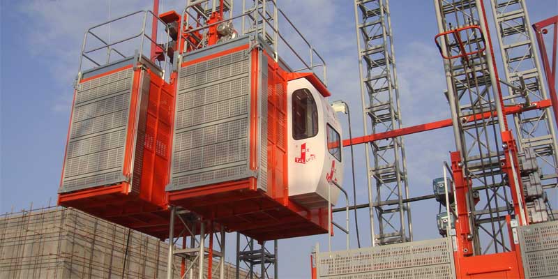 Thang tời hàng công nghiệp thủy lực