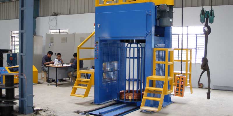 Thang nâng hàng hóa thủy lực loại cực đại 2000kg 